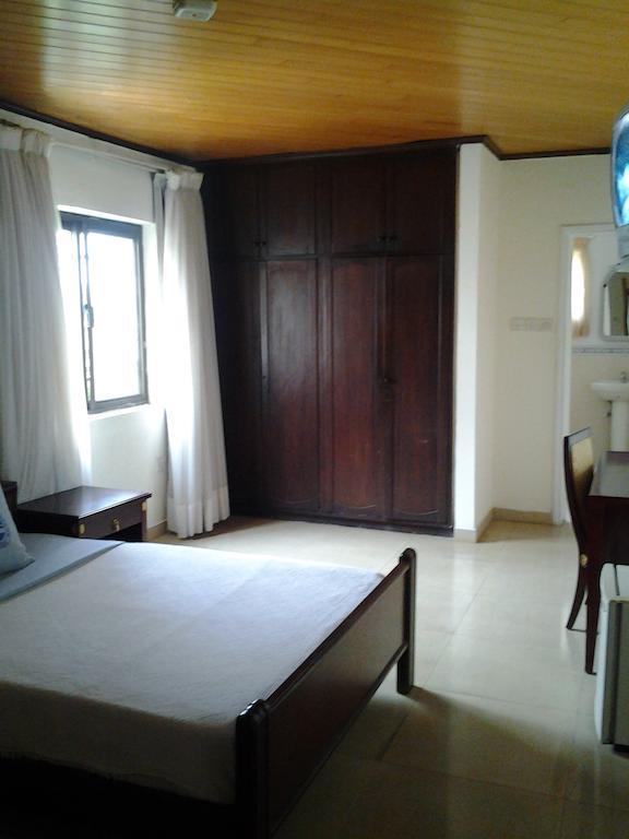 אקרה Hotel Georgia מראה חיצוני תמונה