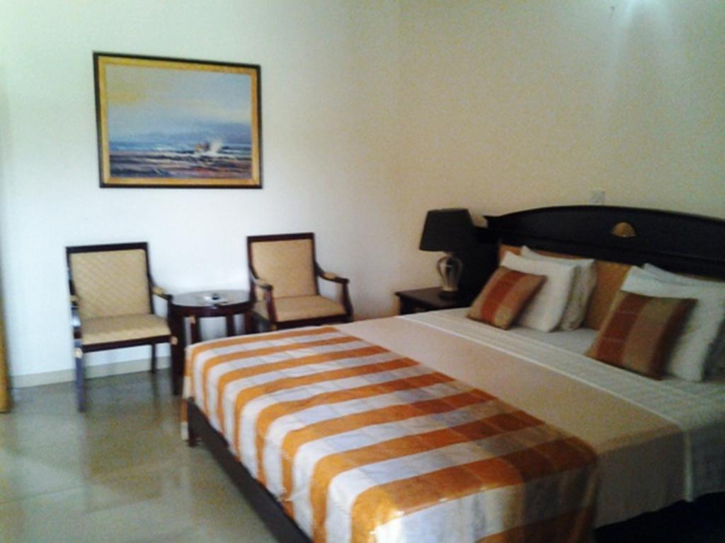 אקרה Hotel Georgia מראה חיצוני תמונה
